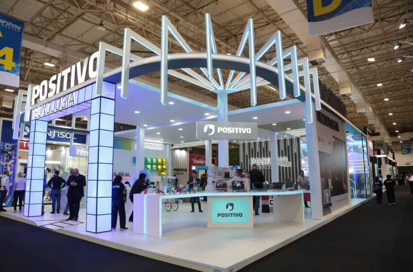 Positivo Casa Inteligente lança smart robôs aspiradores que podem ser controlados pelo smartphone e por voz