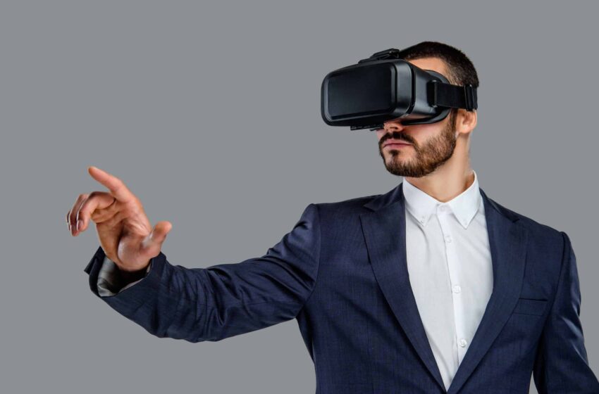New Meta VR Headset Launching in October, Zuckerberg Says