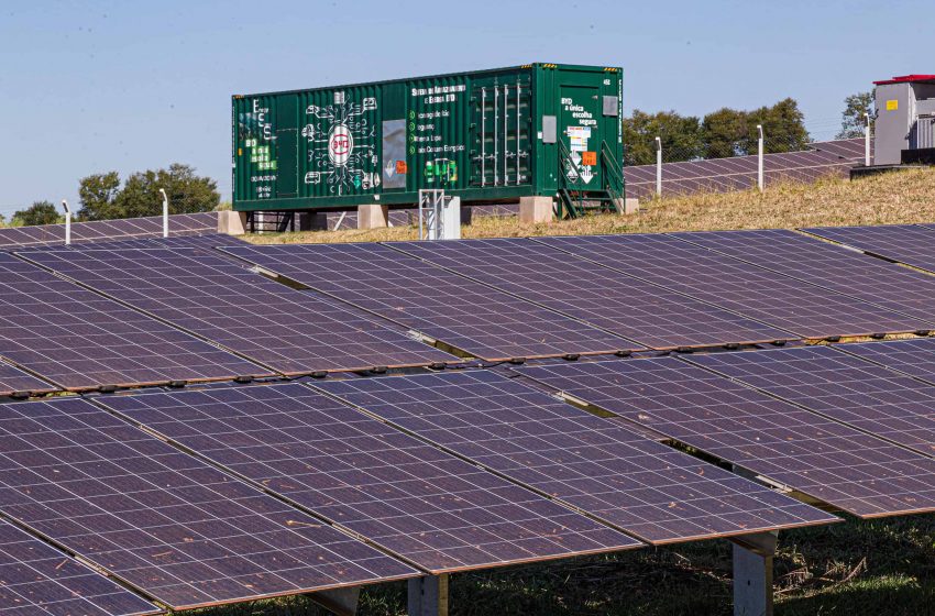 BYD inaugura sua 1ª usina fotovoltaica de P&D no Brasil
