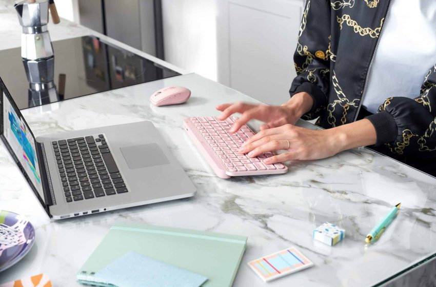 Logitech lança teclado sem fio minimalista MX Keys Mini