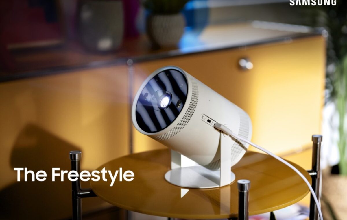 Samsung Electronics lança The Freestyle, uma tela portátil para entretenimento onde estiver
