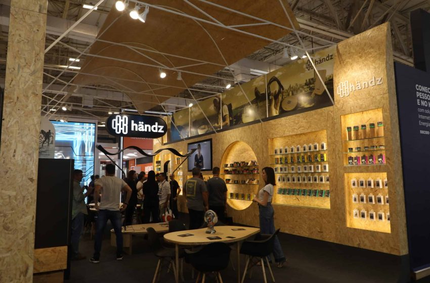 Händz showed sustainable accessories
