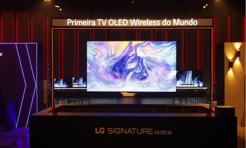 LG celebra 10 anos de tecnologia OLED em televisores e apresenta a OLED M, primeira TV sem fio do mundo