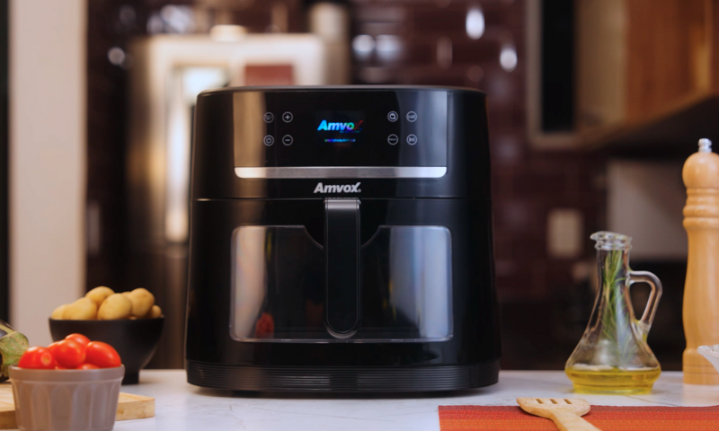 Amvox lança airfryer com Inteligência Artificial que reconhece alimentos