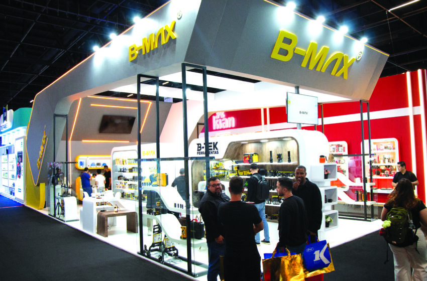  B-MAX: B-MAX buscou novos clientes e fornecedores