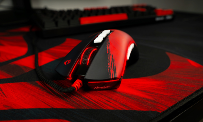 Redragon lança produtos oficiais do Flamengo para setups gamers de alta performance